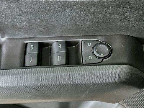 Used 2024 Chevrolet Colorado Trail Boss w/ Technology Package AWD/4WD image 15