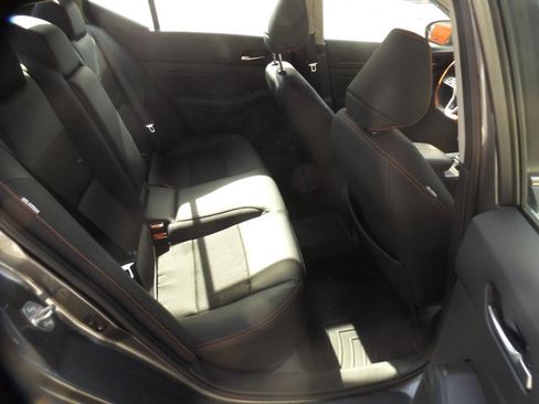 Used 2022 Nissan Altima 2.5 SR image 17