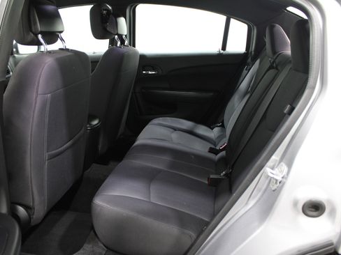 Used 2013 Chrysler 200 Touring image 18