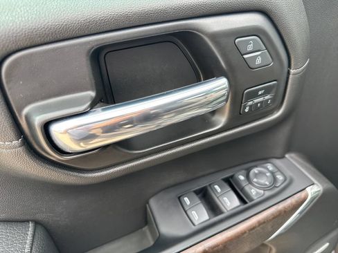 Certified 2022 GMC Sierra 1500 Denali w/ Denali Premium Package AWD/4WD image 22