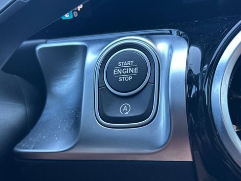 Certified 2026 Mercedes-Benz GLB 250 4MATIC image 24