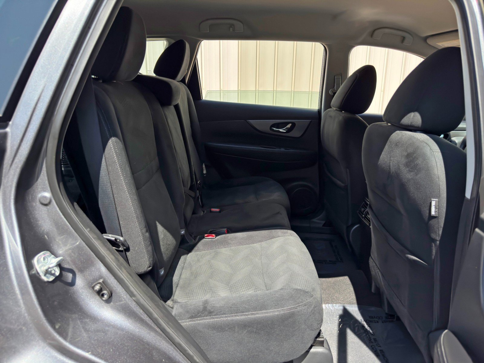 Used 2015 Nissan Rogue S AWD/4WD image 33
