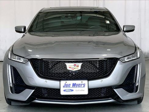 Used 2023 Cadillac CT5 V w/ Premium Package RWD image 2