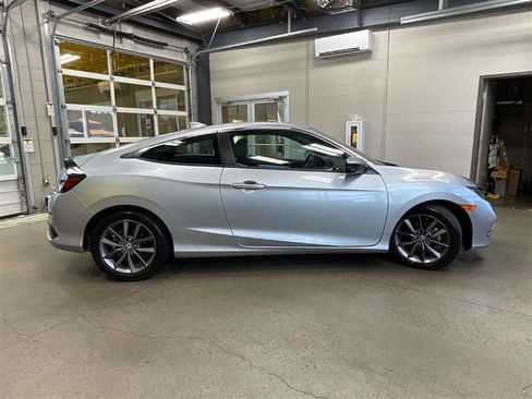 Used 2020 Honda Civic EX image 6
