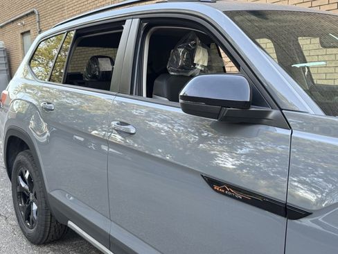 New 2026 Volkswagen Atlas Peak Edition AWD/4WD image 6