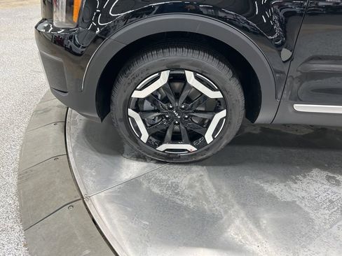 New 2025 Kia Telluride EX image 31