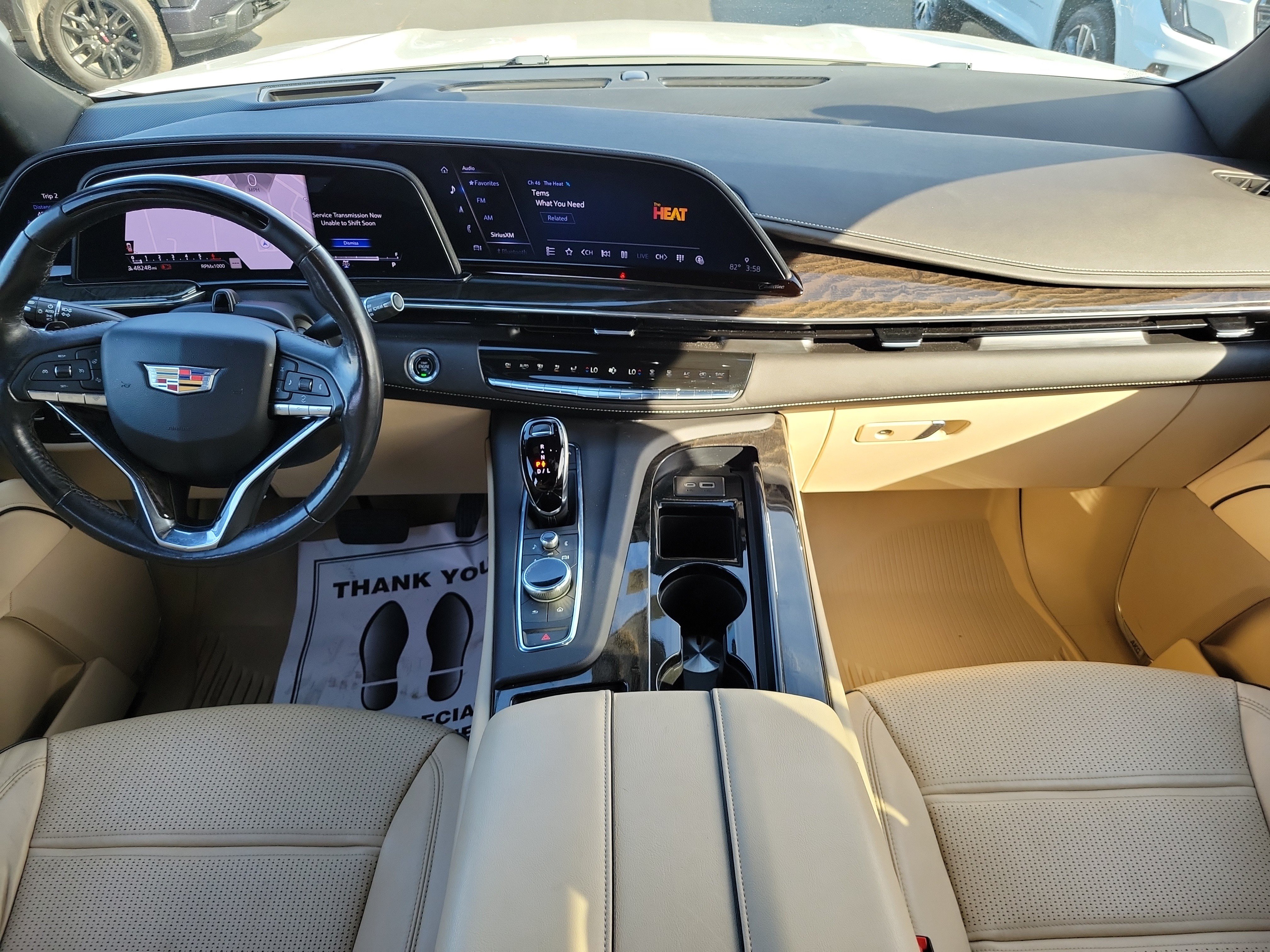 Used 2023 Cadillac Escalade Premium Luxury w/ Performance Package AWD/4WD image 10