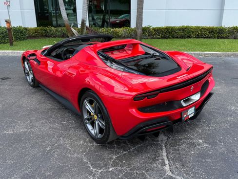 Used 2024 Ferrari 296 GTS RWD image 14
