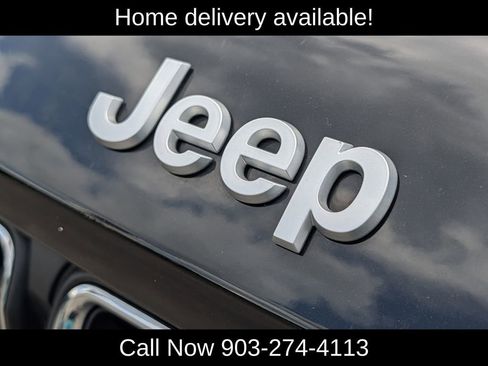 Used 2024 Jeep Grand Cherokee L Laredo RWD image 39
