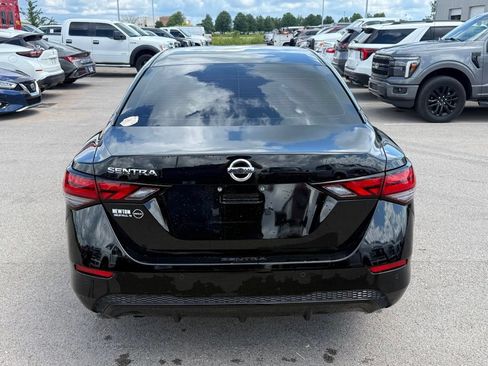 Used 2021 Nissan Sentra S FWD image 16