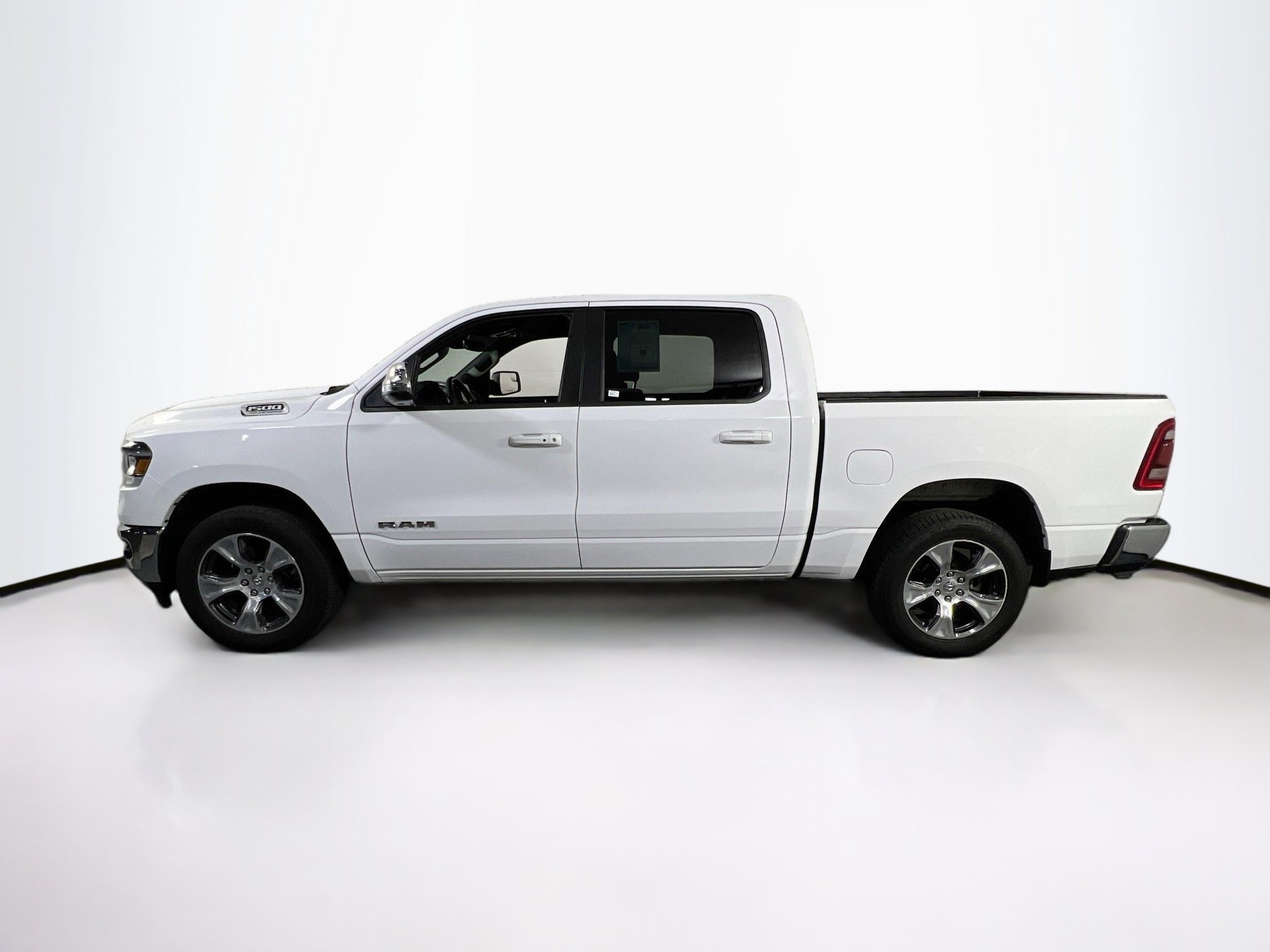 Used 2023 RAM 1500 Laramie AWD/4WD image 8