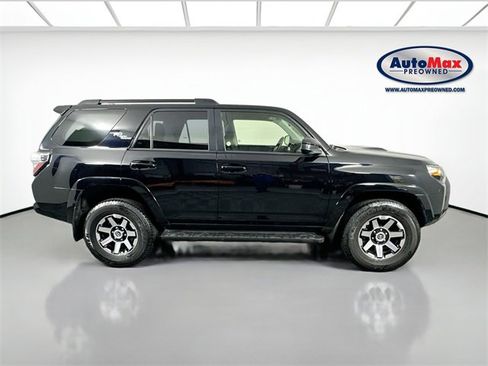 Used 2024 Toyota 4Runner TRD Off-Road image 9