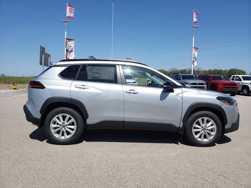 New 2026 Toyota Corolla Cross LE AWD/4WD image 4