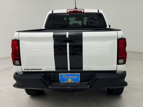 Certified 2024 Chevrolet Colorado Trail Boss w/ LPO, Dark Essentials Package image 7