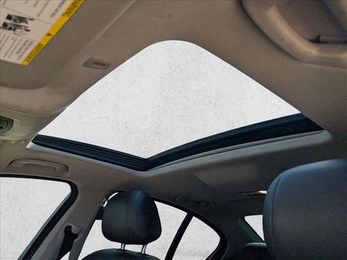 Used 2014 BMW 528i Sedan image 16