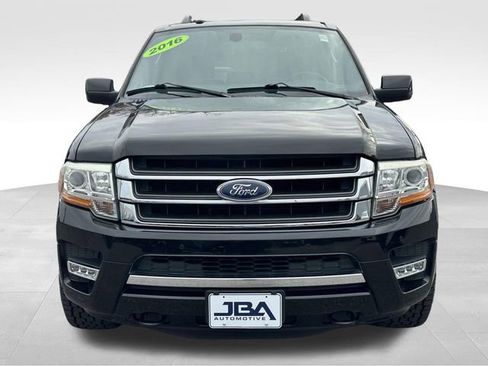 Used 2016 Ford Expedition Limited image 24