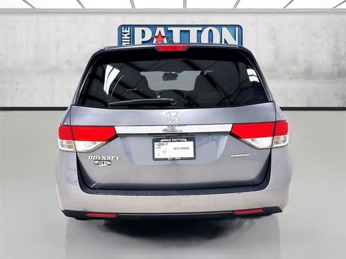 Used 2016 Honda Odyssey SE image 6