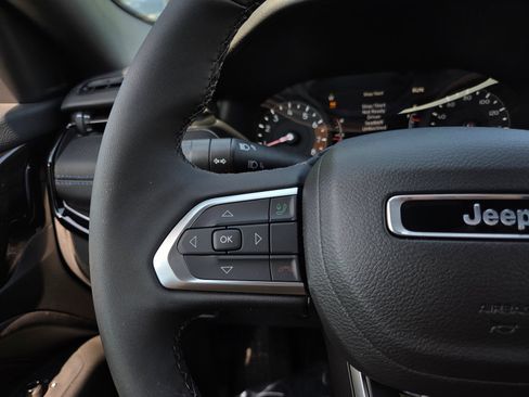 New 2026 Jeep Compass Latitude AWD/4WD image 21