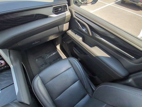 Used 2021 GMC Yukon Denali w/ Denali Premium Package AWD/4WD image 15