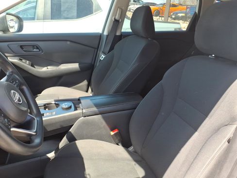 Used 2024 Nissan Rogue S AWD/4WD image 7