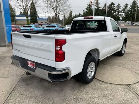 Used 2022 Chevrolet Silverado 1500 W/T image 9