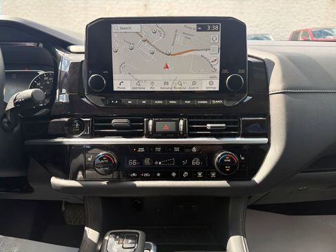 Certified 2025 Nissan Pathfinder SL AWD/4WD image 30