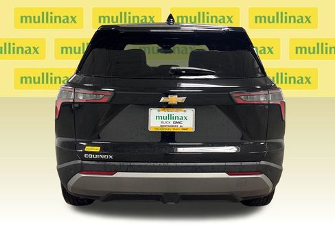 Used 2026 Chevrolet Equinox LT FWD image 17