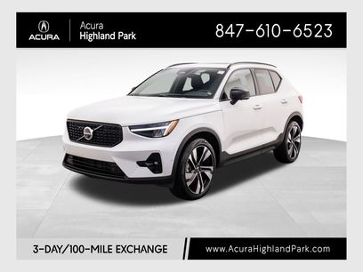 Used 2025 Volvo XC40 B5 Plus