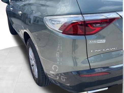 Used 2024 Buick Enclave Essence w/ Technology Package FWD image 6