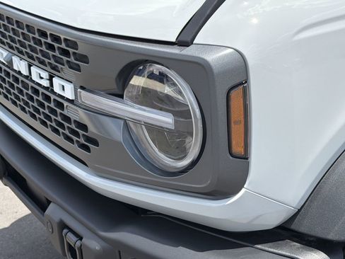 New 2026 Ford Bronco Badlands AWD/4WD image 8