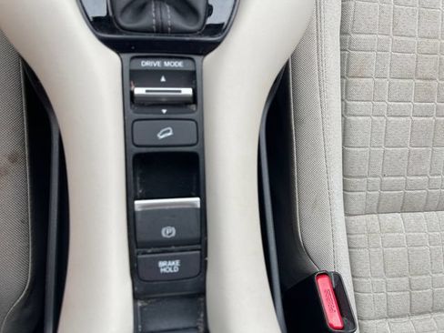 Used 2024 Honda HR-V LX image 20