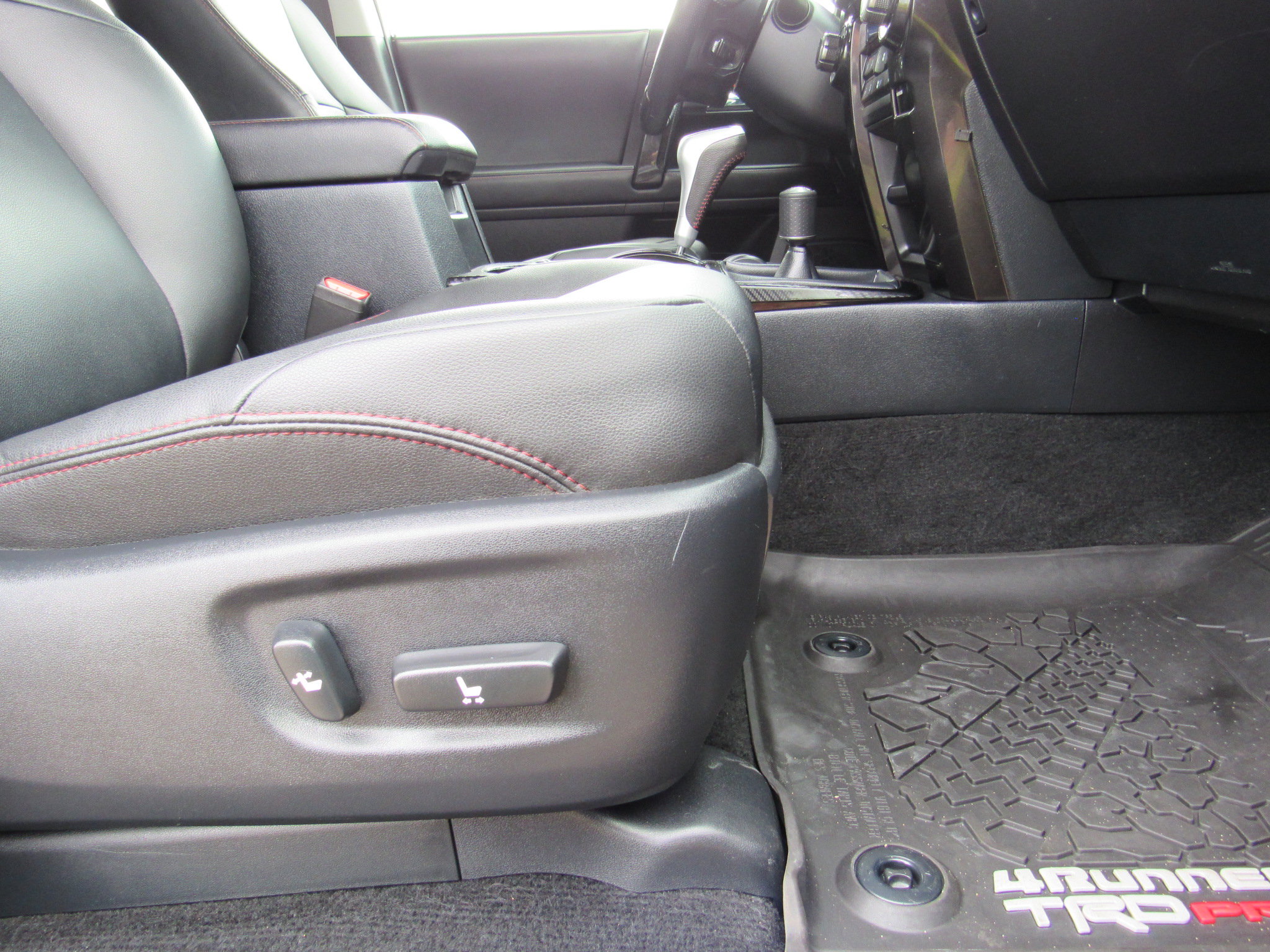 Used 2024 Toyota 4Runner TRD Pro AWD/4WD image 28