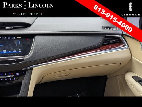 Used 2019 Cadillac XT5 Luxury image 14