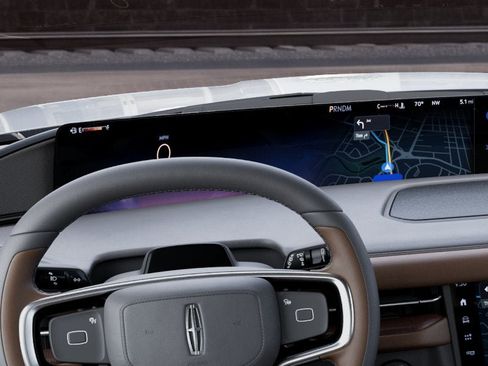 New 2027 Lincoln Navigator Reserve AWD/4WD image 13