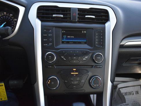 Used 2015 Ford Fusion S image 23