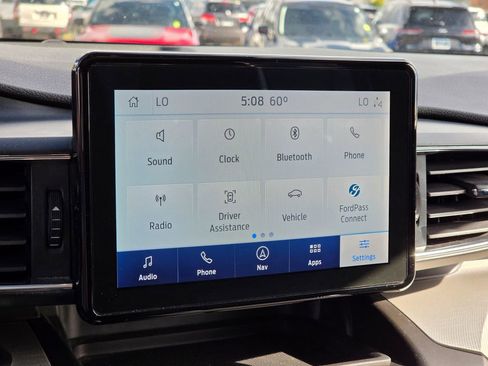 Used 2020 Ford Explorer XLT w/ Equipment Group 202A image 25