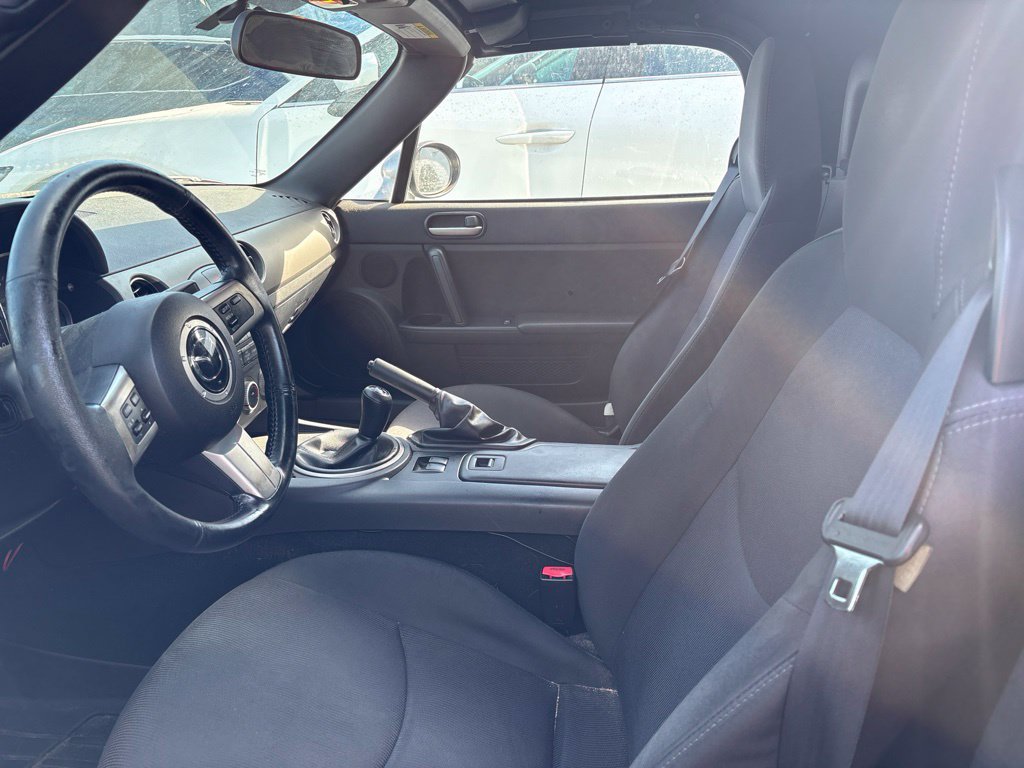 Used 2012 MAZDA MX-5 Miata Sport w/ Convenience Pkg RWD image 10