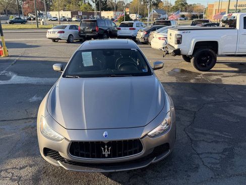 Used 2017 Maserati Ghibli S Q4 AWD/4WD image 16