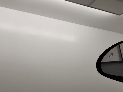 Used 2017 Buick Enclave Leather image 18