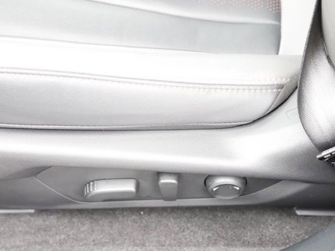 Certified 2025 Subaru Crosstrek 2.5i Limited image 14