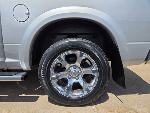 Used 2017 RAM 1500 Laramie w/ Convenience Group AWD/4WD image 36