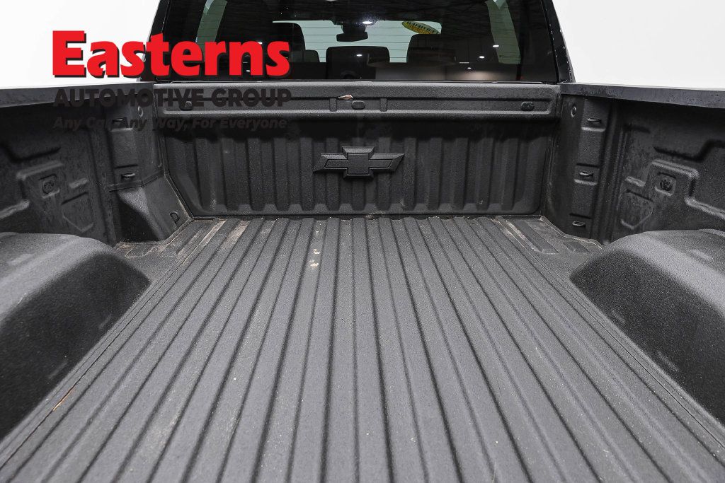 Used 2024 Chevrolet Silverado 1500 RST w/ Z71 Off-Road Package AWD/4WD image 11