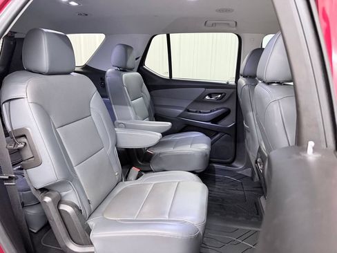 Used 2019 Chevrolet Traverse Premier w/ Driver Confidence II Package FWD image 40