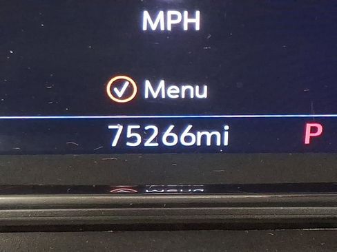 Used 2021 GMC Yukon Denali w/ Denali Ultimate Package image 24