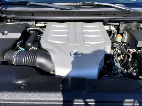 Used 2016 Lexus GX 460 image 31