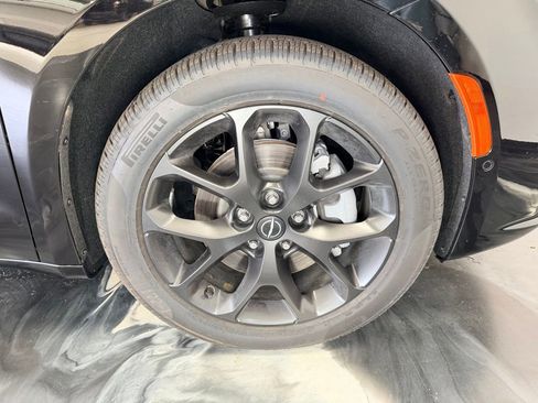 New 2026 Chrysler Pacifica Select w/ S Appearance Package AWD/4WD image 27