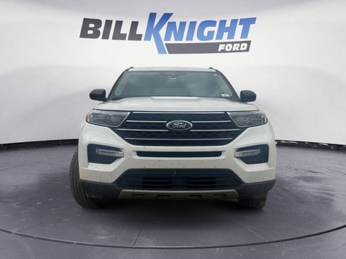 Used 2023 Ford Explorer XLT w/ Equipment Group 202A AWD/4WD image 8
