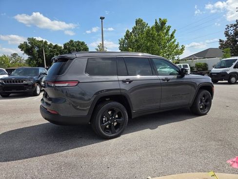 New 2026 Jeep Grand Cherokee L Limited AWD/4WD image 13