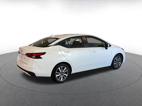 Used 2025 Nissan Versa SV image 15