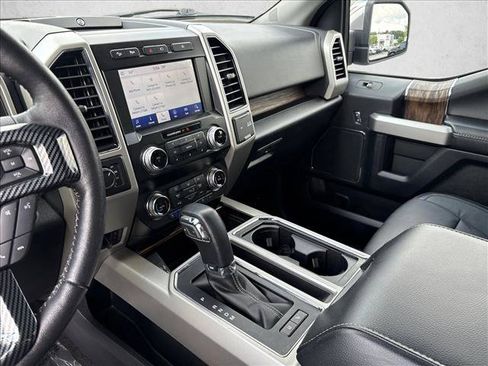 Used 2020 Ford F150 Lariat w/ Equipment Group 502A Luxury AWD/4WD image 18